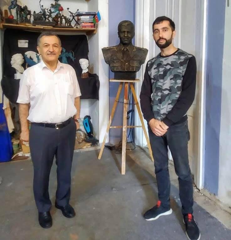 Молодые скульпторы увековечивают память о героях карабахской войны