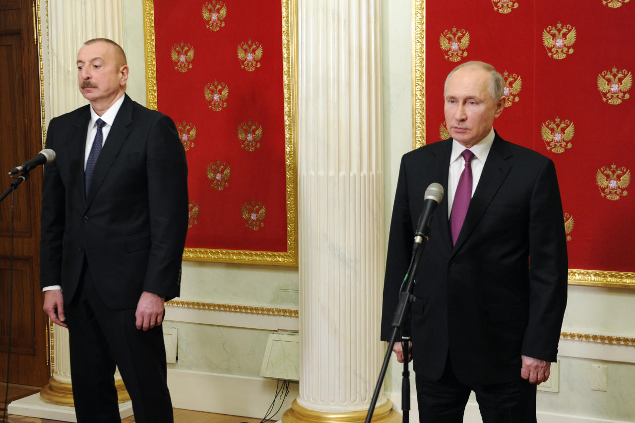 Президент России, Президент Азербайджана и премьер-министр Армении выступили с заявлением для печати