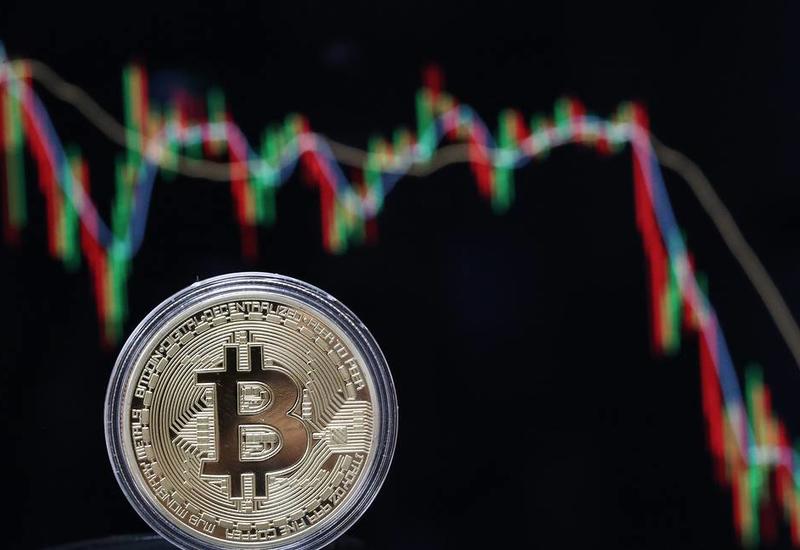Биткойн упал в цене