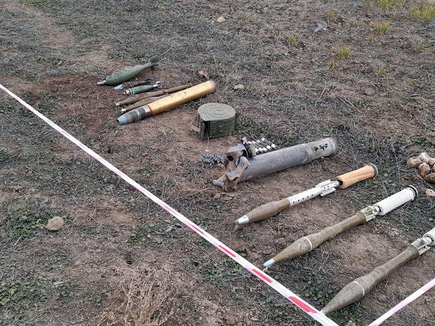В Карабахе проводятся работы по очистке территорий от мин и неразорвавшихся боеприпасов