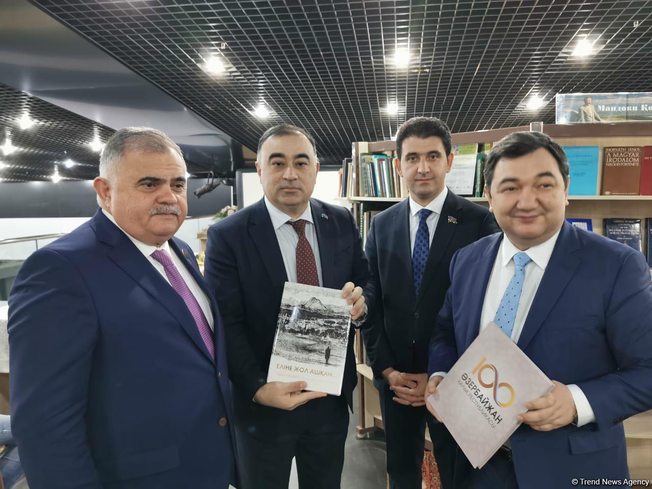 В Казахстане прошла презентация книг о Карабахе