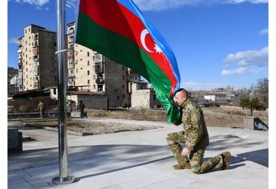Не передать словами эмоции от кадров, где Президент Ильхам Алиев поднимает в Шуше наш триколор! - Акиф Меликов