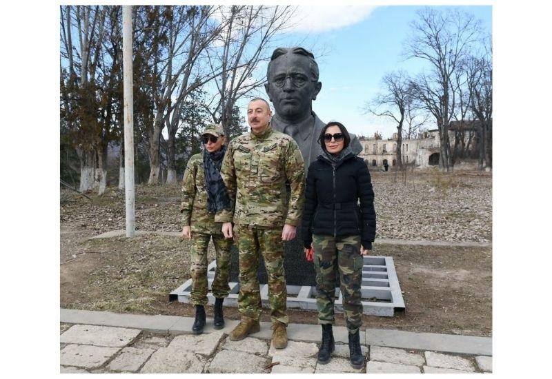 Prezident İlham Əliyev: Bu gün Şuşaya gələrkən Xurşidbanu Natəvanın, Üzeyir Hacıbəylinin və Bülbülün büstlərini gətirmişəm
