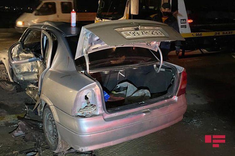 В Баку столкнулись 11 автомобилей, есть пострадавшие