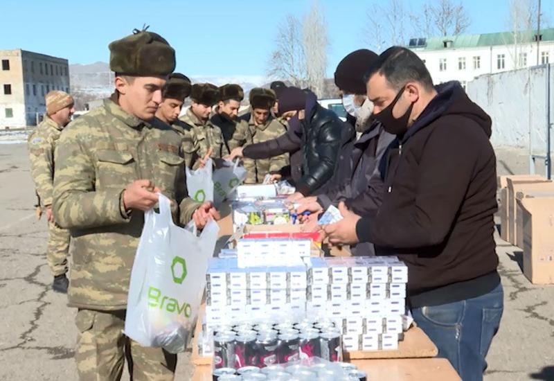 При поддержке Фонда Гейдара Алиева военнослужащим, проходящим службу в Губадлинском и Ходжавендском районах, доставлена продовольственная помощь