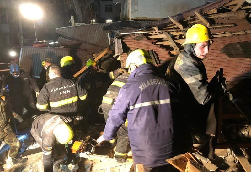 Из под завалов взорвавшегося дома в Хырдалане вытащили 6 человек