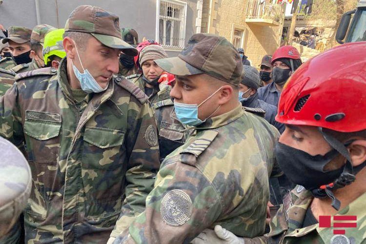 В Хырдалане найдено тело ребенка из-под завалов дома, где произошел взрыв