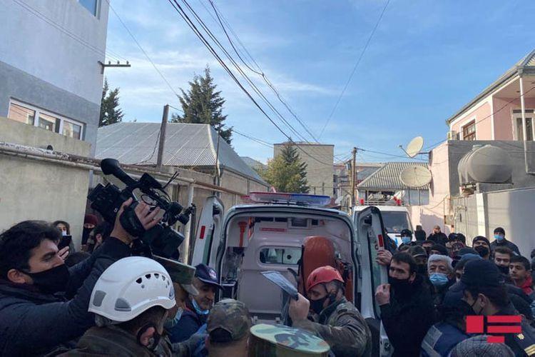В Хырдалане найдено тело ребенка из-под завалов дома, где произошел взрыв