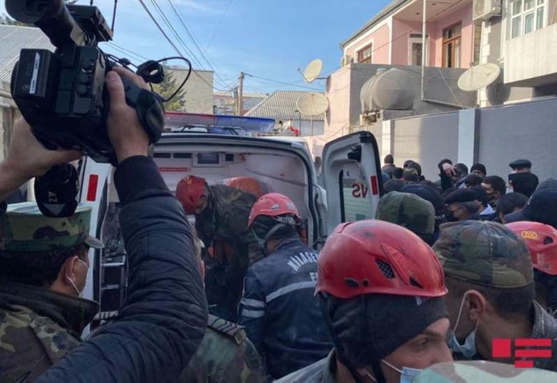 В Хырдалане найдено тело ребенка из-под завалов дома, где произошел взрыв