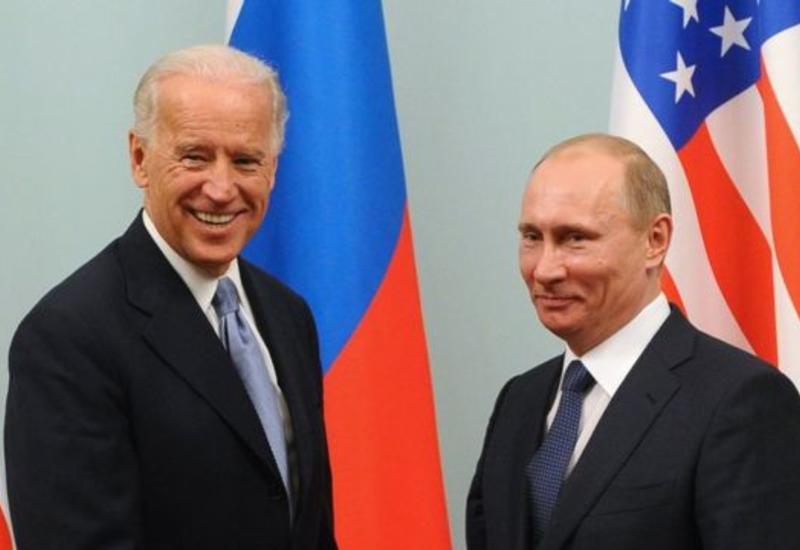 Путин поговорил по телефону с Байденом