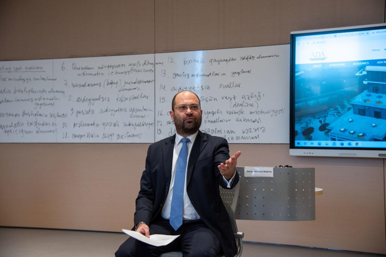 ADA Universiteti ilə Medianın İnkişafı Agentliyinin birgə keçirdiyi seminarların ilk mərhələsi tamamlanıb