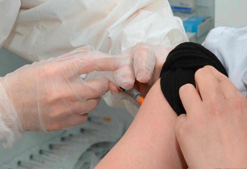 Азербайджан в числе лидеров по количеству вакцинированных