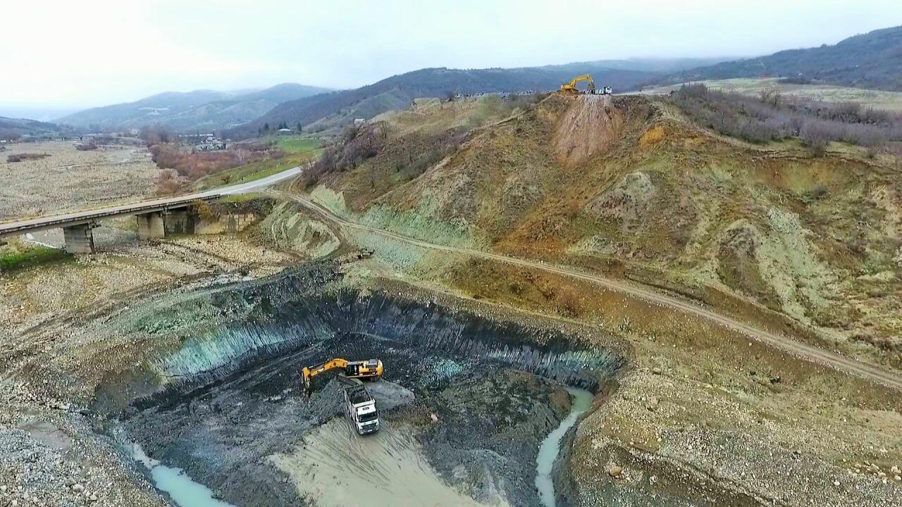 В Азербайджане строится новая дорога