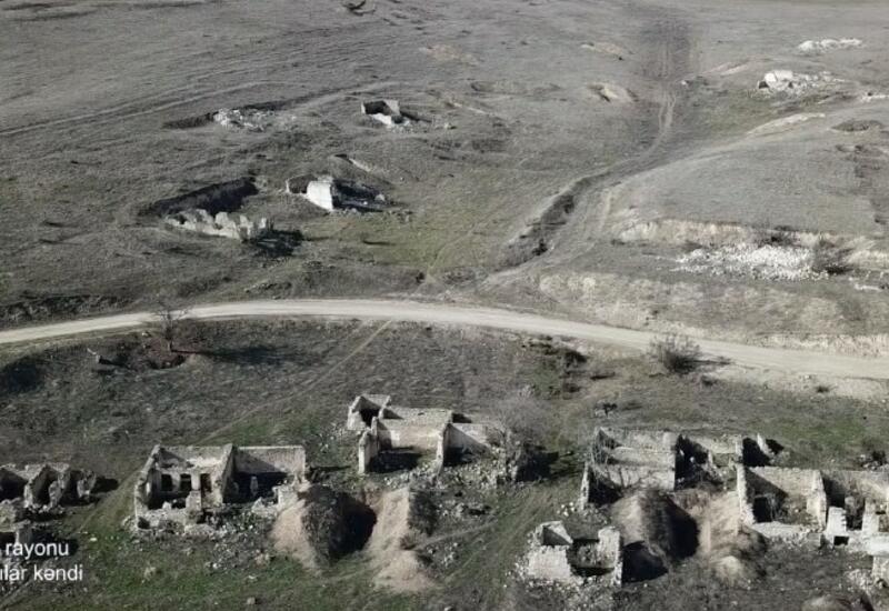 Разрушенное село Галайчылар в Агдаме
