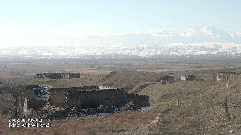 Село Икинджи Алыбейли Зангиланского района