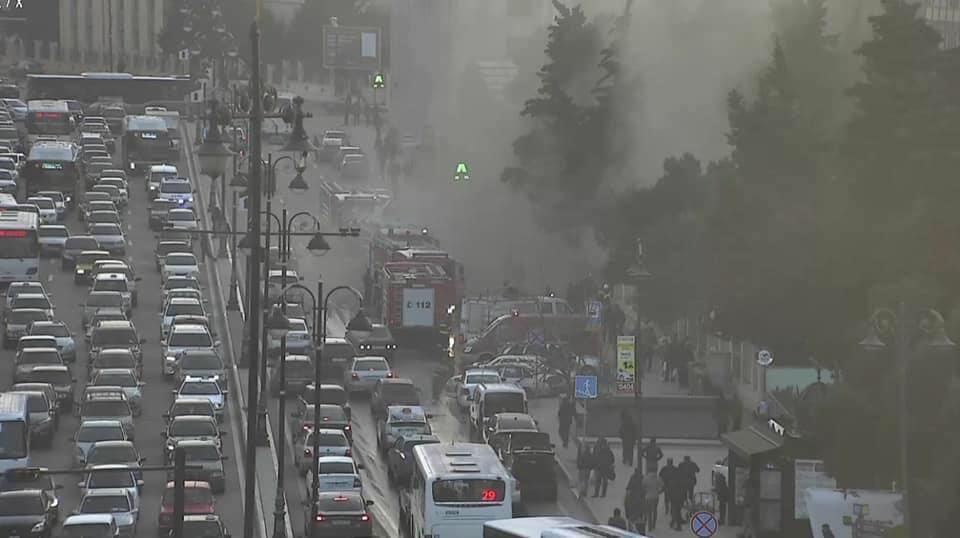 В Баку наблюдаются пробки