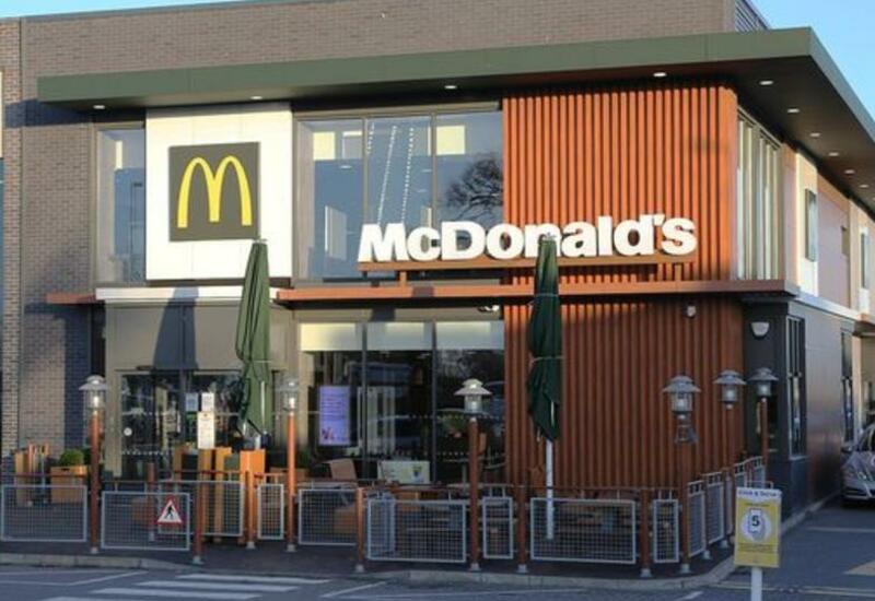 Дедушка заплатил за обед внука в McDonald's более £2,000