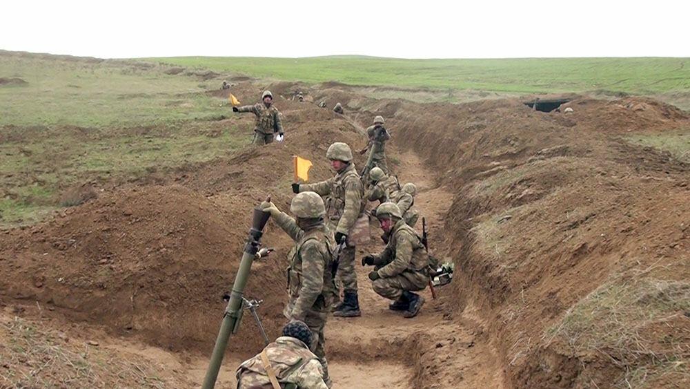 Азербайджанские минометчики продолжают учебные тренировки