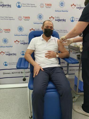 Вакцинация депутатов против COVID-19 продолжается