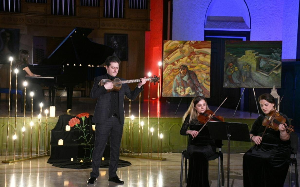 Зажжены свечи в память о жертвах Ходжалинского геноцида…