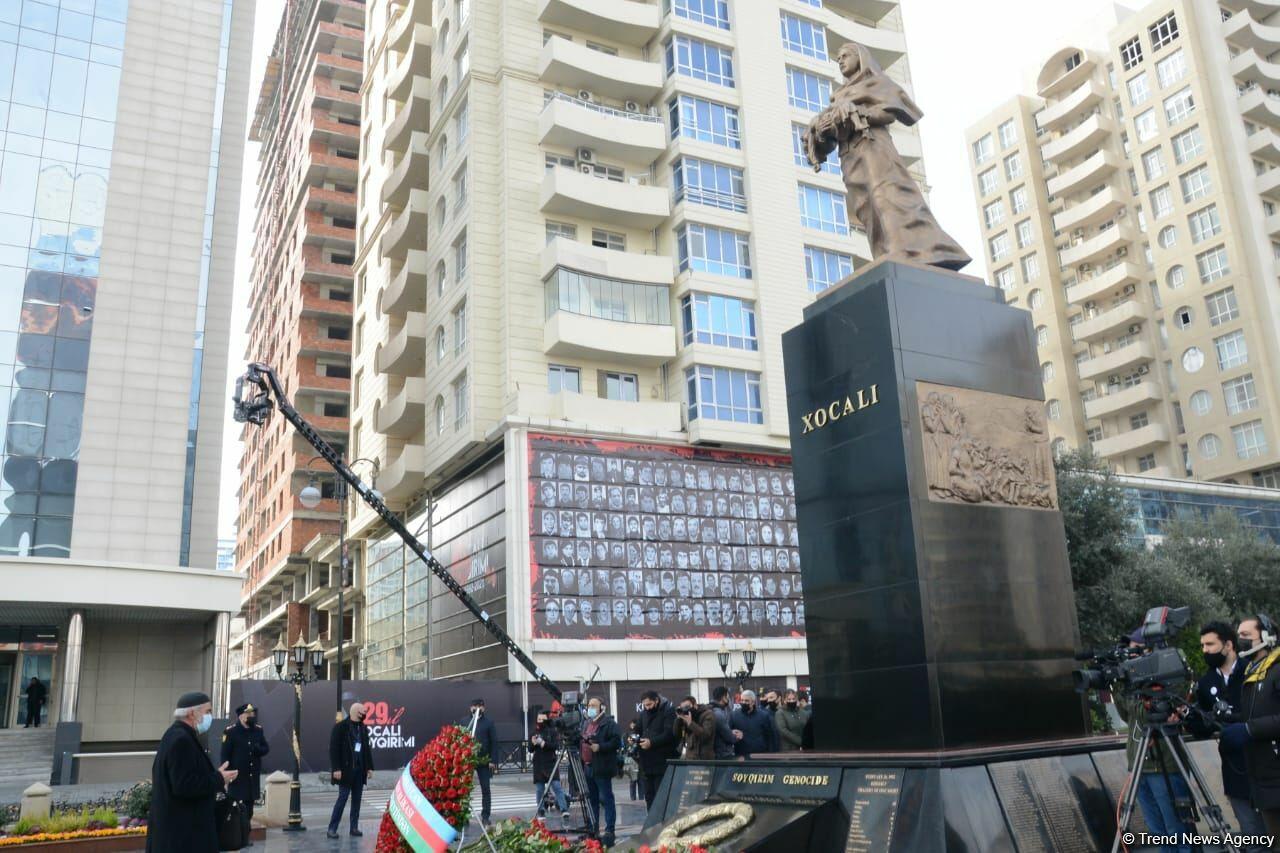 Общественность Азербайджана чтит память жертв Ходжалинского геноцида