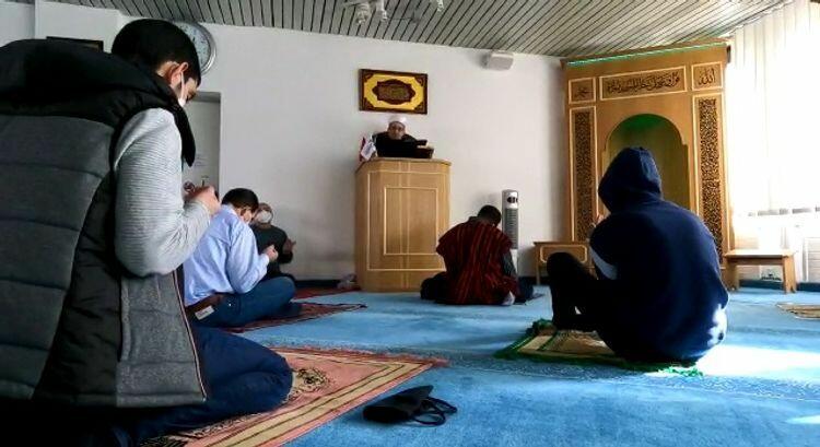 В различных мечетях Европы прочитали молитвы в память жертв Ходжалинского геноцида