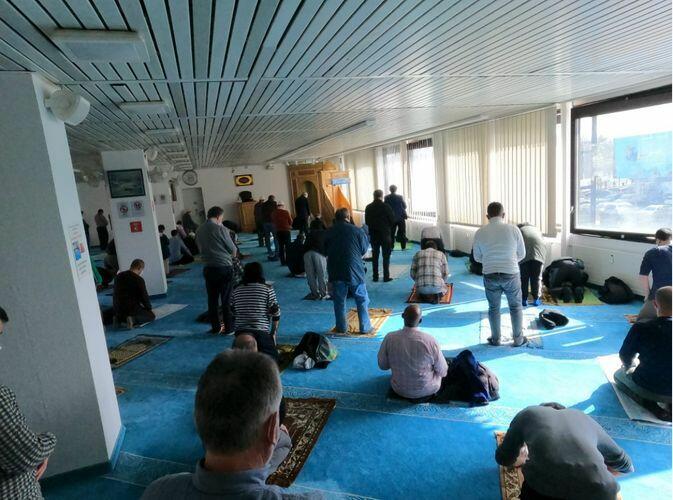 В различных мечетях Европы прочитали молитвы в память жертв Ходжалинского геноцида