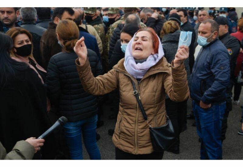 Наши дети должны служить только в Армении, Карабах не наша земля!
