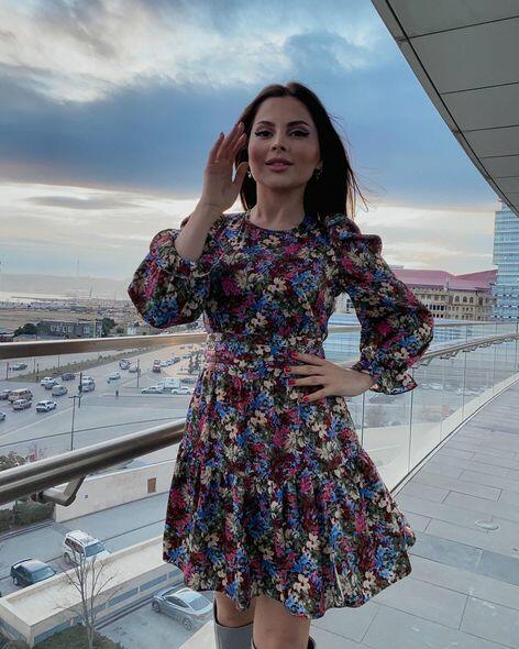 Айнишан Гулиева порадовала поклонников новыми снимками
