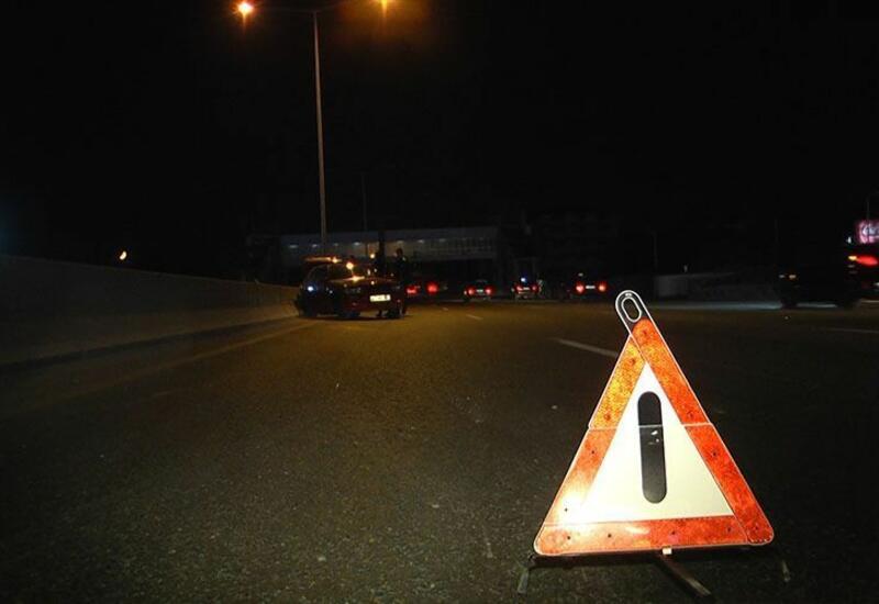 В Балакене перевернулся принадлежащий турецкой компании грузовик