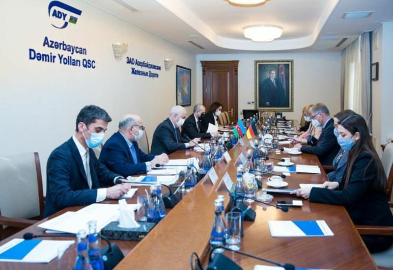 Германия желает инвестировать в железнодорожные проекты в Азербайджане