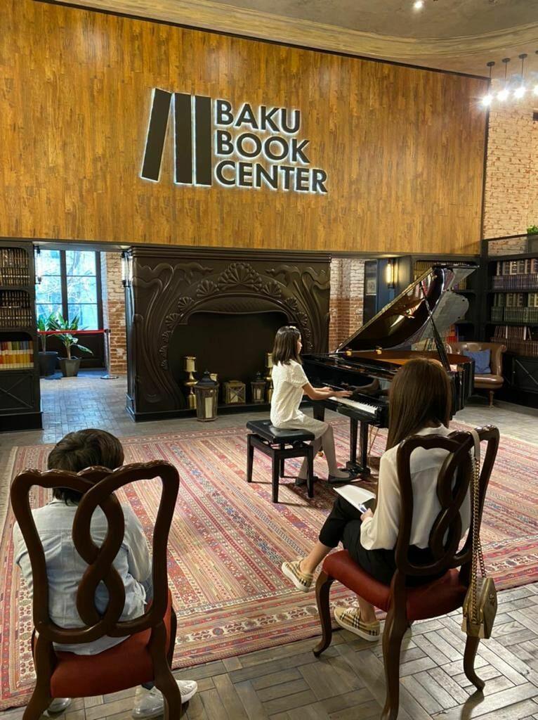 В Бакинском книжном центре рассказали о бережном отношении к воде