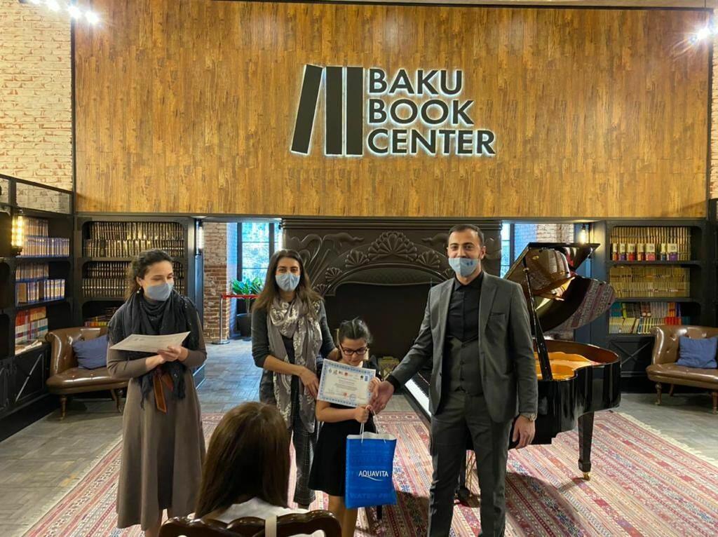 В Бакинском книжном центре рассказали о бережном отношении к воде