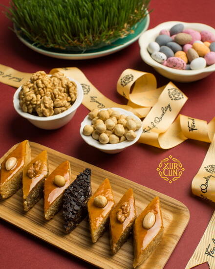 Подарите радость своим близким и партнерам вместе с Xurcun Luxury Nuts, Sweets & Dried fruits