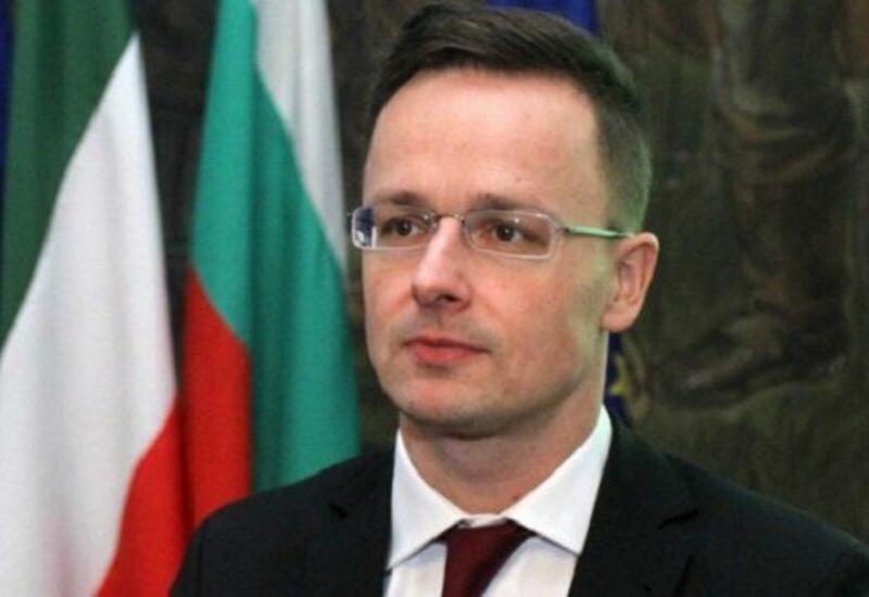Петер Сийярто рассказал о подробностях заявления ЕС по Карабаху