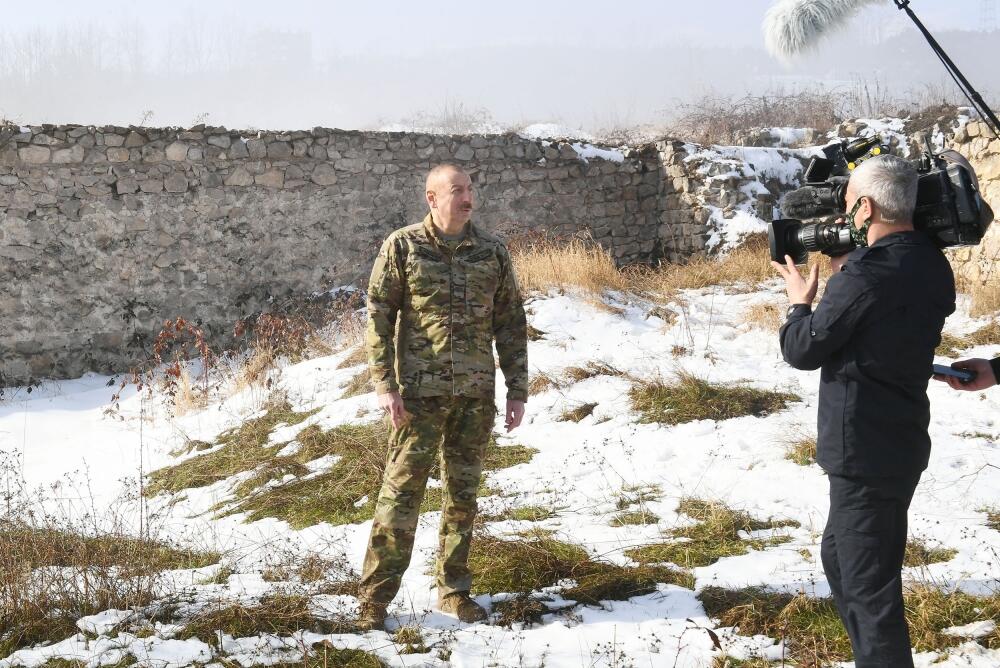 Президент Ильхам Алиев и Первая леди Мехрибан Алиева побывали в городе Шуша