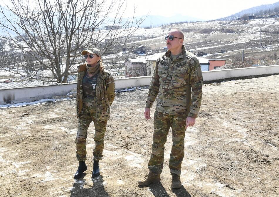 Президент Ильхам Алиев и Первая леди Мехрибан Алиева побывали в городе Шуша