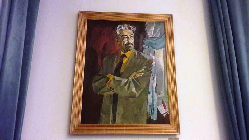 Самед Вургун в памятниках, картинах, на марках...