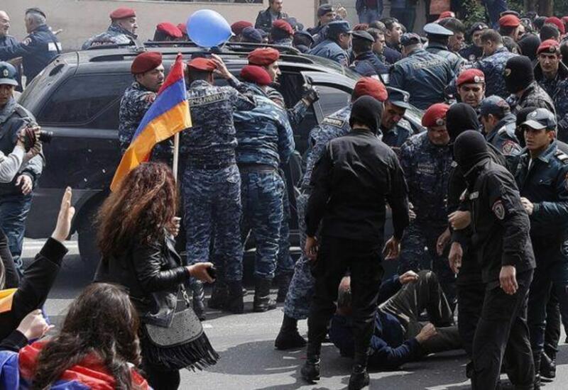 Армения: Неласковый май 2021 года