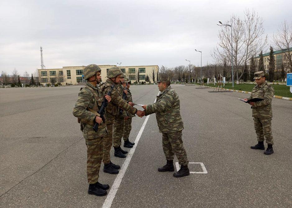 Церемония проводов уволенных в запас военнослужащих Азербайджанской Армии