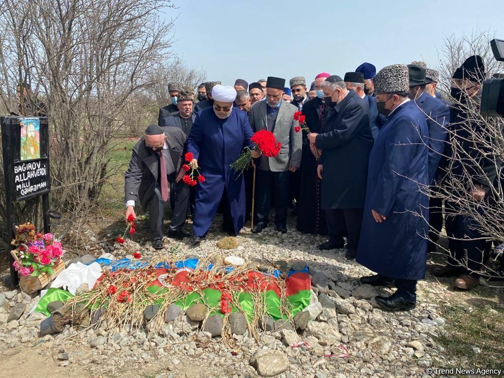 Главы религиозных конфессий Азербайджана посетили в Агдаме могилы шехидов