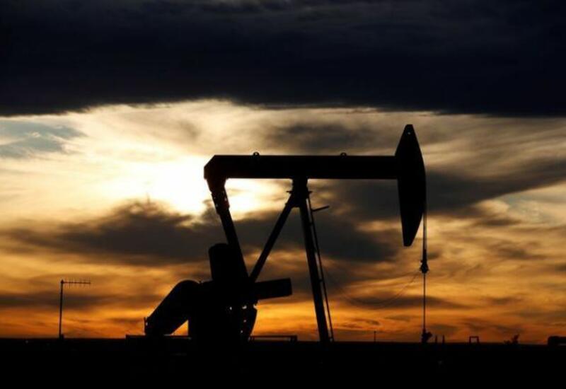 Азербайджанская нефть продолжает дорожать