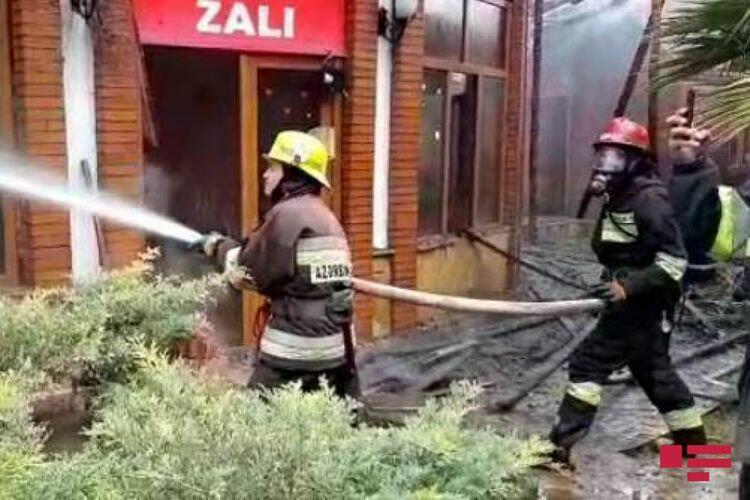 В ресторане в Гяндже произошел пожар
