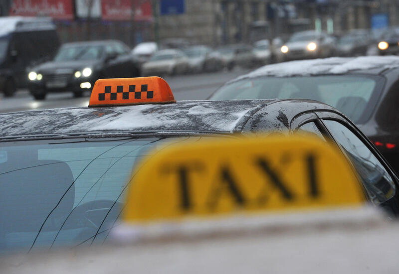 В Петербурге пьяный пассажир открыл стрельбу из-за перепалки с таксистом