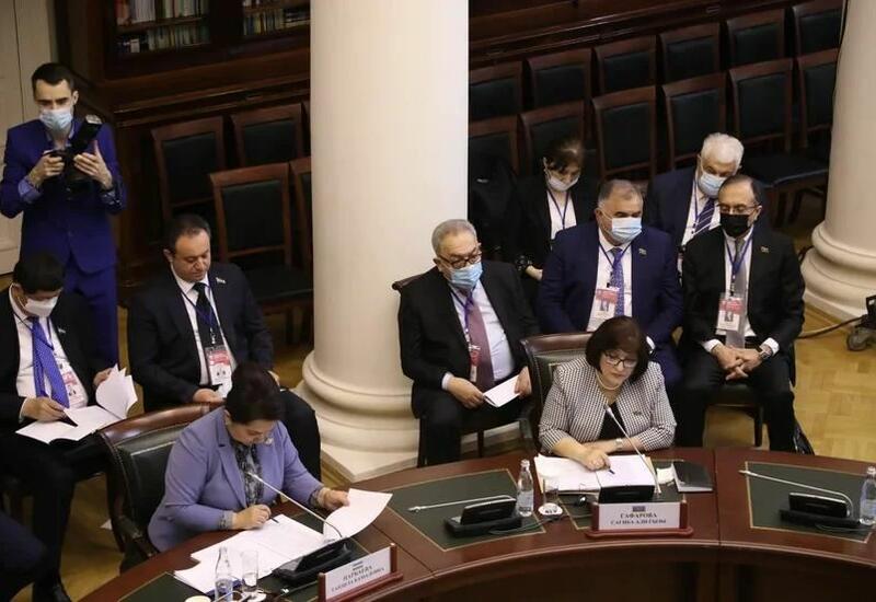 Сахиба Гафарова выступила на международной конференции в Санкт-Петербурге