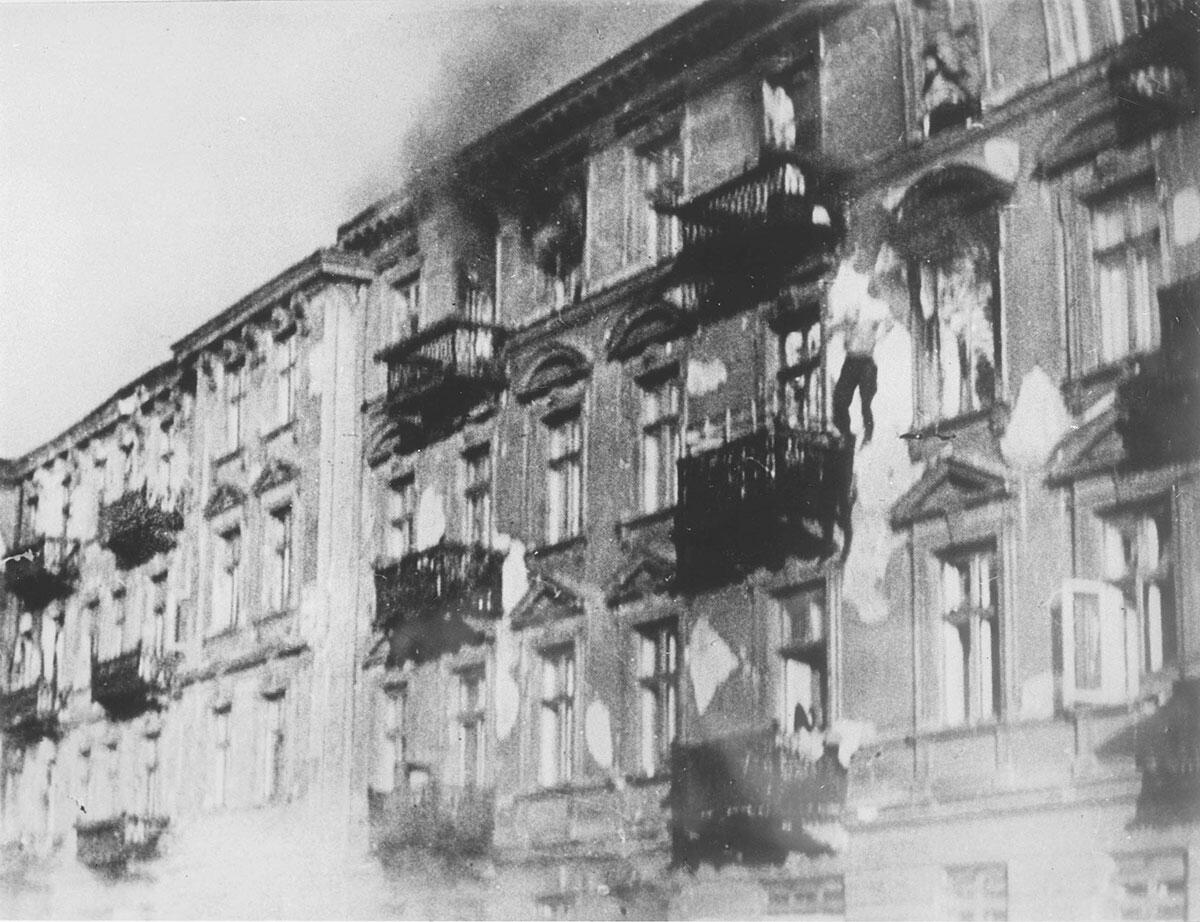 Варшавское гетто сопротивлялось нацистам дольше, чем целая Франция
