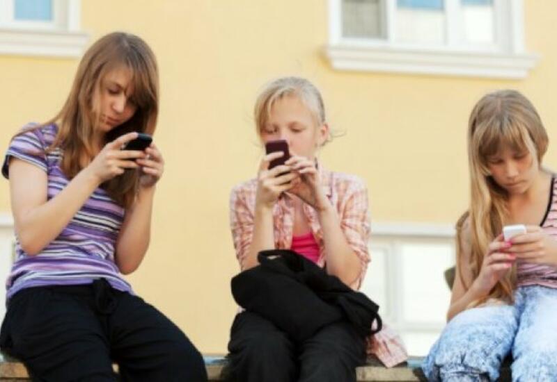 Facebook отговаривают выпускать Instagram для детей