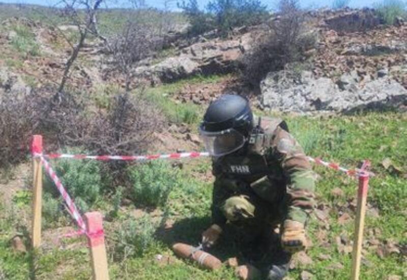 В Баку обнаружен артиллерийский снаряд