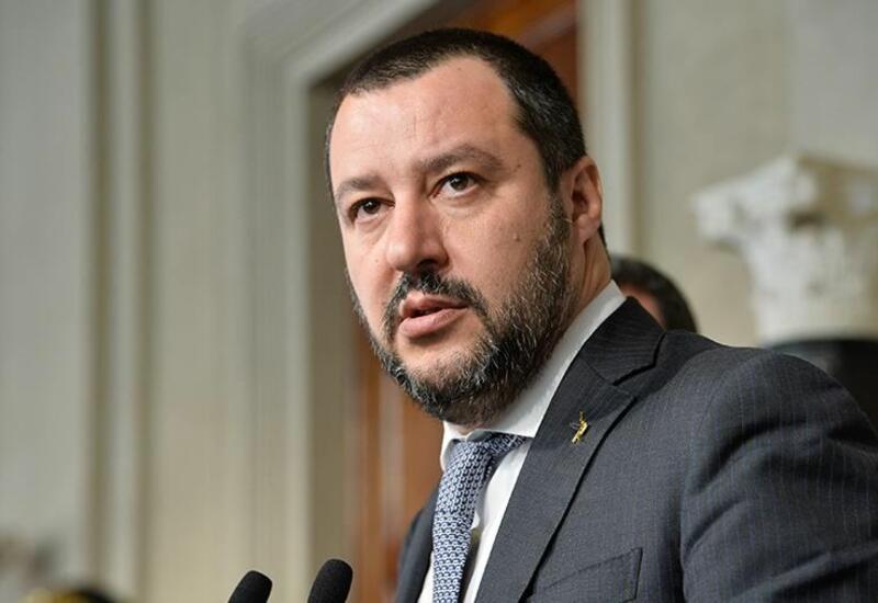 Экс-главу МВД Италии отдали под суд