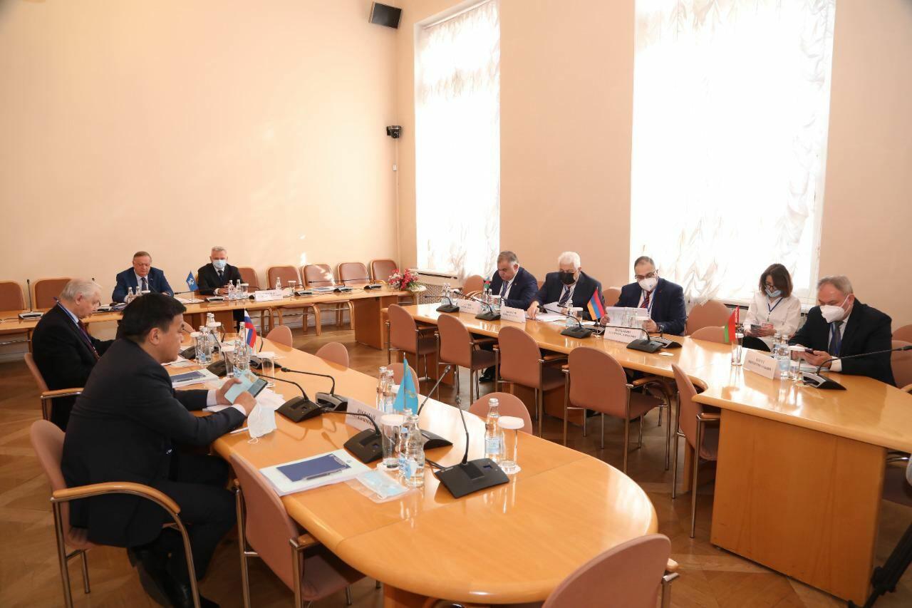 Делегация парламента Азербайджана приняла участие в мероприятиях в рамках сессии МПА СНГ